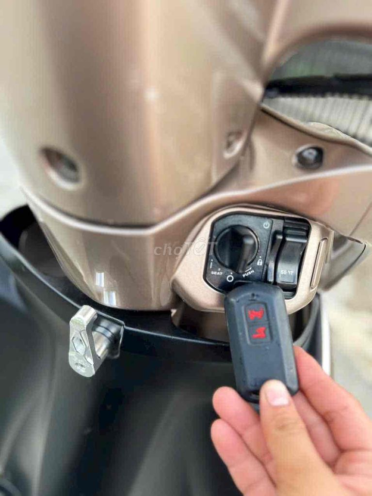 vision 2019 khoá smartkey bstp. Mua bán Xe máy tại Huyện Củ Chi Tp Hồ Chí Minh được đăng bởi HuỳnhLâm Bổn hình 2