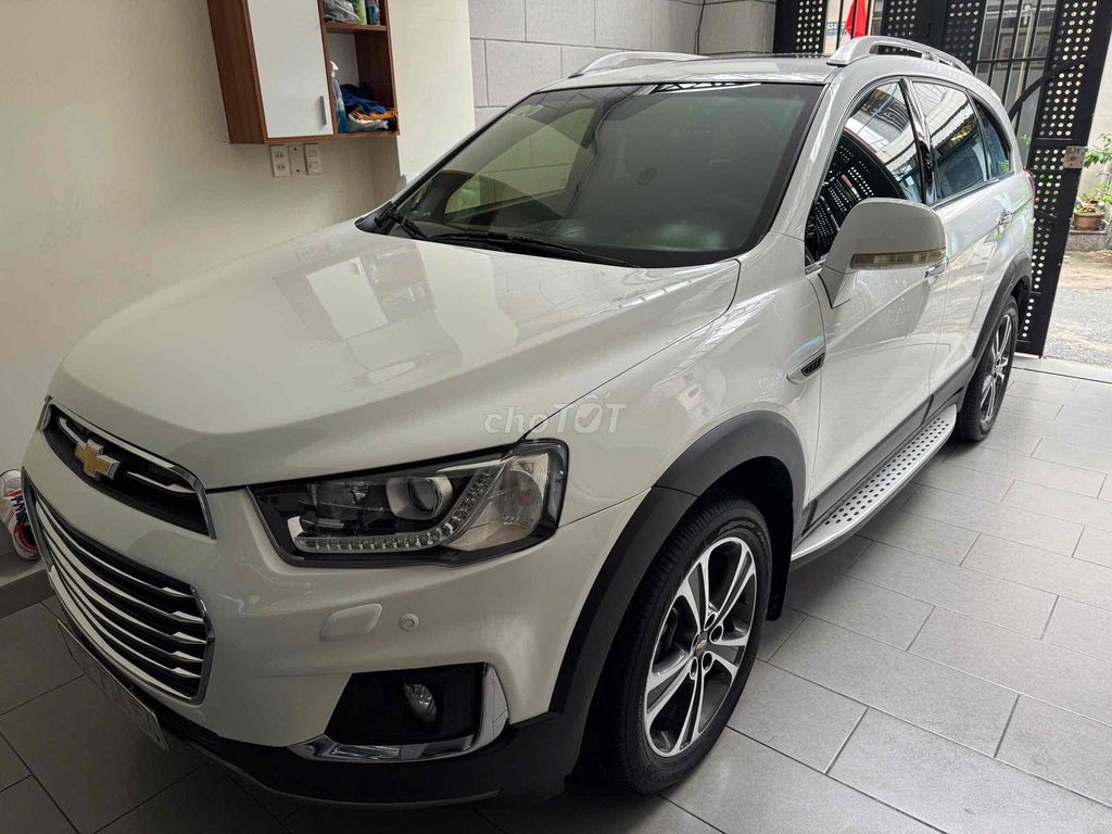 Белый Chevrolet Captiva LTZ 2016 автомат