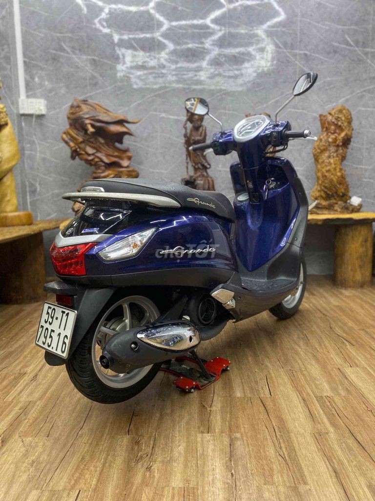 👉Grande chính chủ bstp máy zin bao êm. Mua bán Xe máy tại Quận 7 Tp Hồ Chí Minh được đăng bởi Xe Cũ Hiếu CT hình 2