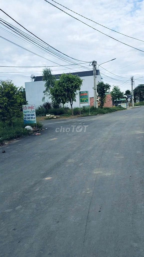 Chính chủ cần bán đất nhơn thành 115m², lộ giới 13m, giá 730 triệu Chính chủ cần bán đất nhơn thành 115m², lộ giới 13m, giá 730 triệu