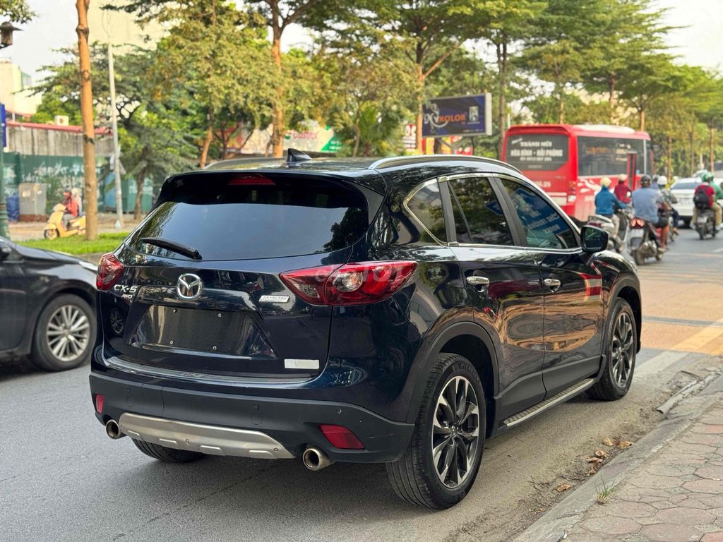 Mazda CX-5 2.5 AWD 2016 Черная 110 тыс. км