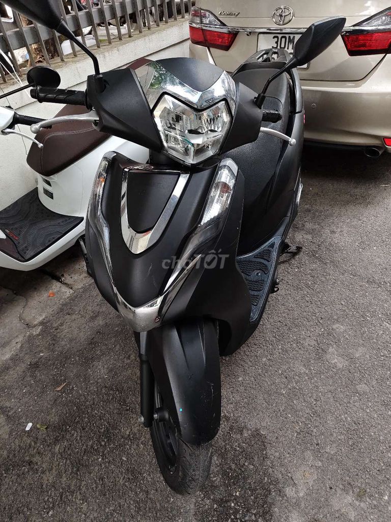 Xe lead bản sơn đen nhám, đăng ký cuối 2022. Mua bán Xe máy tại Huyện Gia Lâm Hà Nội được đăng bởi vanhuan nguyen hình 1