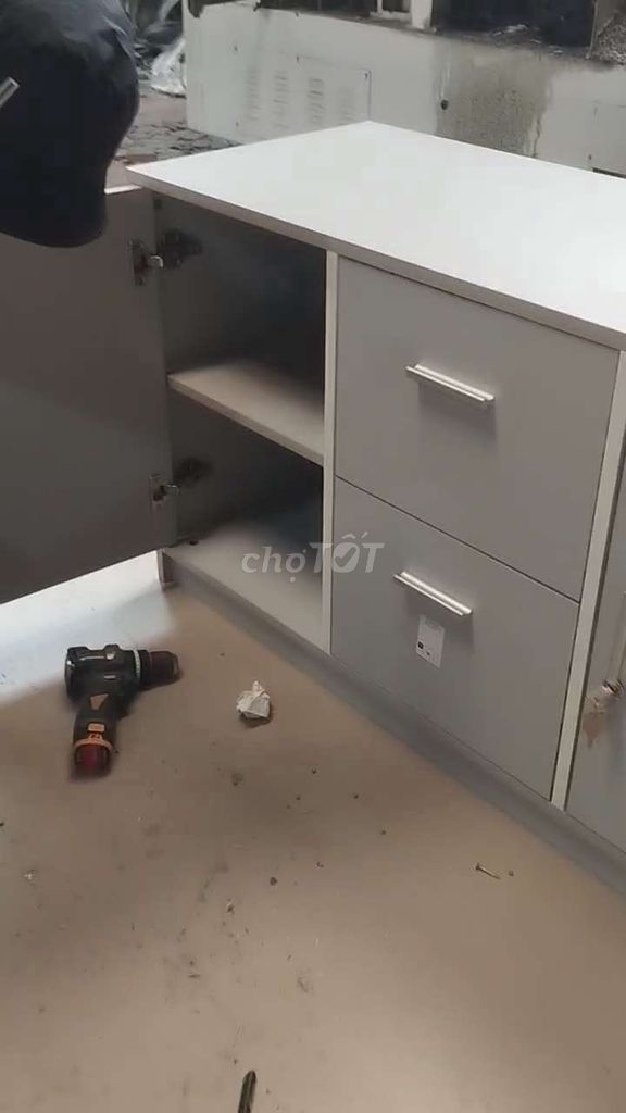 Kệ tủ tivi Ván MDF Xám. Mua bán Tủ, kệ gia đình tại Thành phố Thủ Đức Tp Hồ Chí Minh được đăng bởi Than hình 1