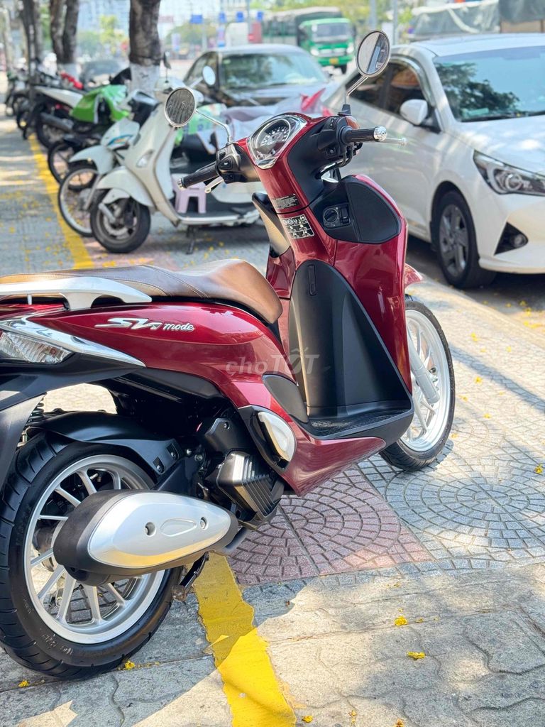 Honda SH Mode 2022 красный 13000 км
