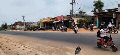 NHÀ MẶT TIỀN 8m X 30m.. Mua bán nhà ở tại Huyện Tân Châu Tây Ninh được đăng bởi huỳnh văn hùng