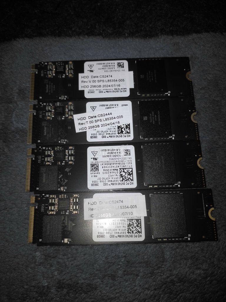 ssd nvme gen 4x4 WD SN740 256GB Like NEW