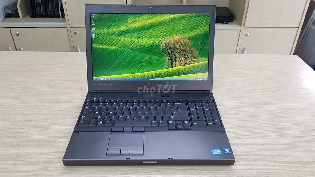 DỌN KHO, XẢ DELL M4600 I7 QM, VGA 2GB SIÊU RẺ 4TR9