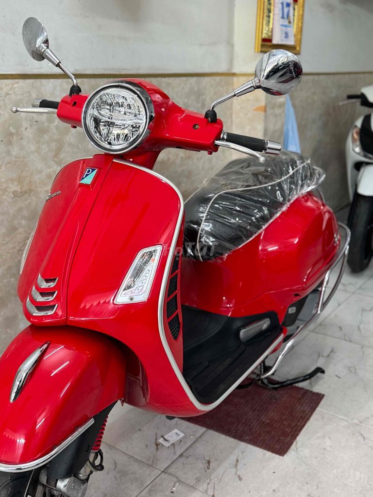 Vespa gts đèn lép odo 8 ngàn mới 97% 43C1-902.22. Mua bán Xe máy tại Quận Sơn Trà Đà Nẵng được đăng bởi Minh Dũng bán trả góp 136 vân đồn  hình 5