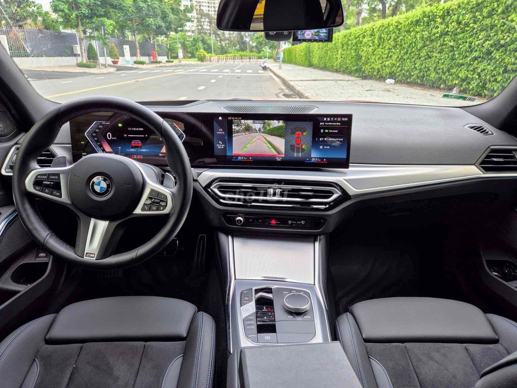 BMW_320i_M_Sport Model Odo: 1.000 Miles Bank 90%. Mua bán Ô tô tại Quận 7 Tp Hồ Chí Minh được đăng bởi SALON OTO GOOD CAR hình 4