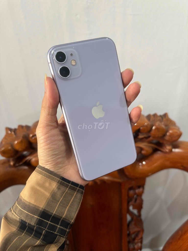 Iphone 11 64g quốc tế mới 98% zin có giao lưu