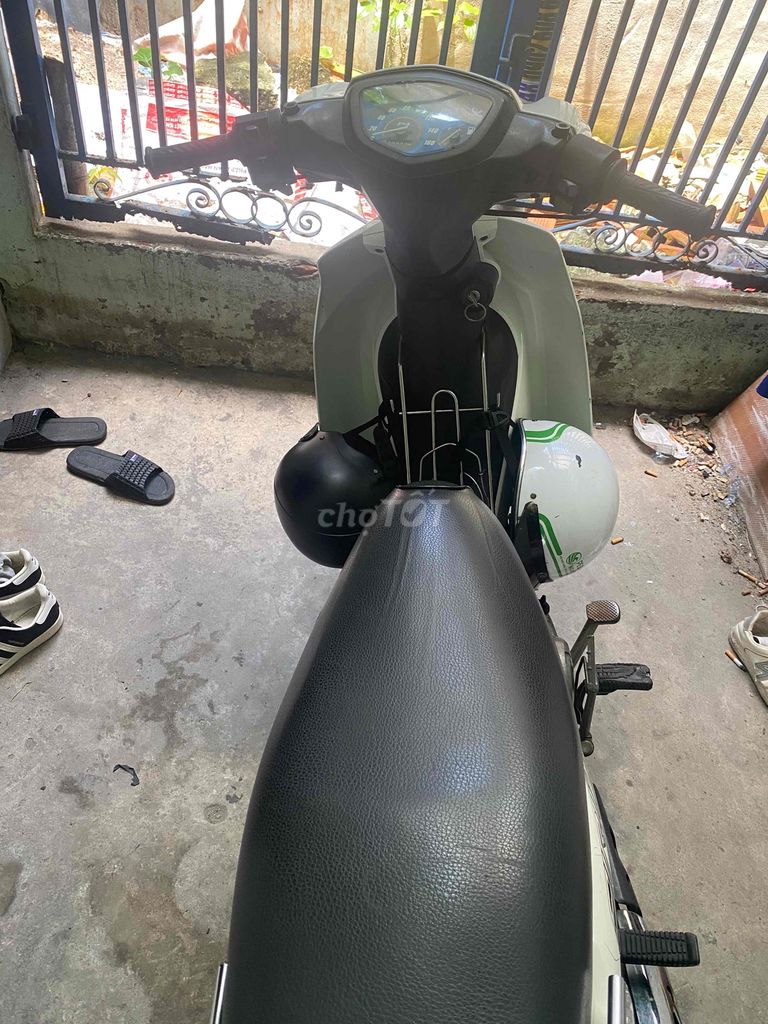 cần bán xe    tình trạng còn mới. Mua bán Xe máy tại Thị xã Bến Cát Bình Dương được đăng bởi Bùi văn mạnh hình 2