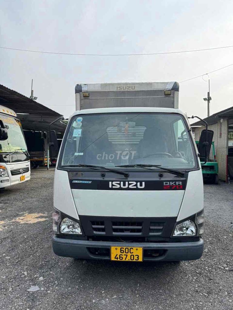 BÁN XE ISUZU TẢI 2T25 THÙNG KÍN