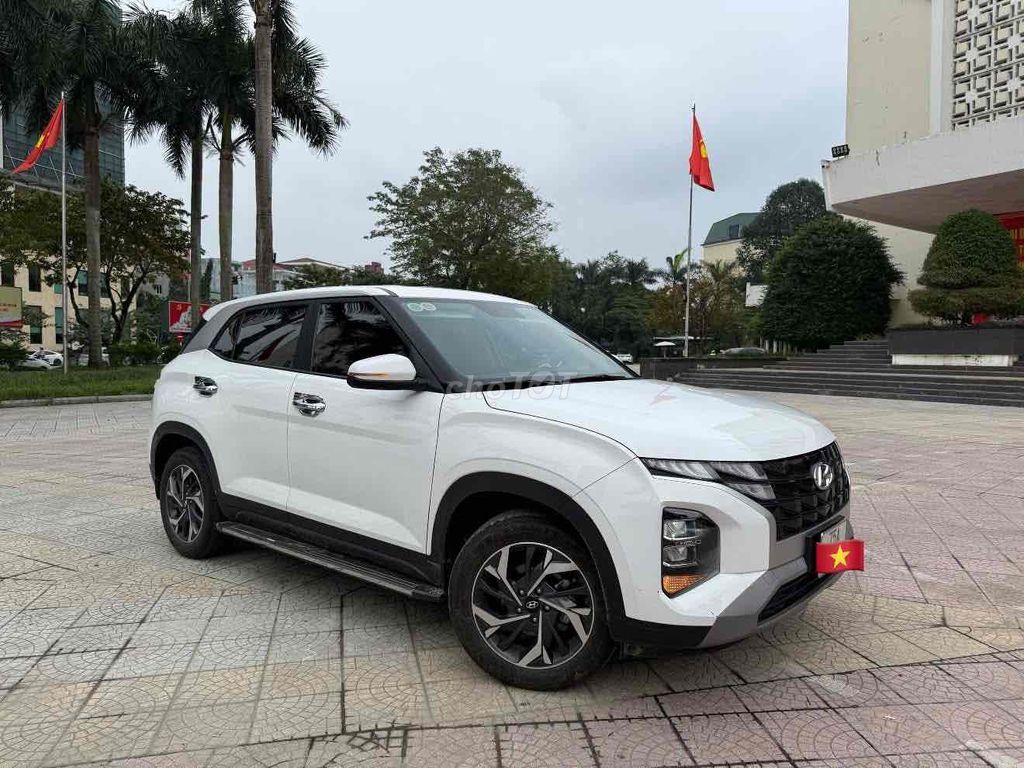 Hyundai Creta đăngkí 2023 đặc biệt mới đi 22.000km. Mua bán Ô tô tại Thành phố Huế Thừa Thiên Huế được đăng bởi Hoàng Tàu  hình 3