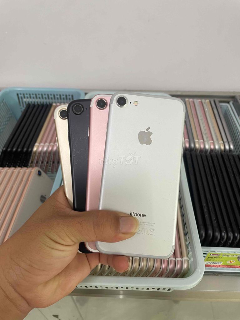 iPhone 7G 32GB. Mua bán Điện thoại tại Quận Tân Phú Tp Hồ Chí Minh được đăng bởi Lưu Văn Tuấn hình 1