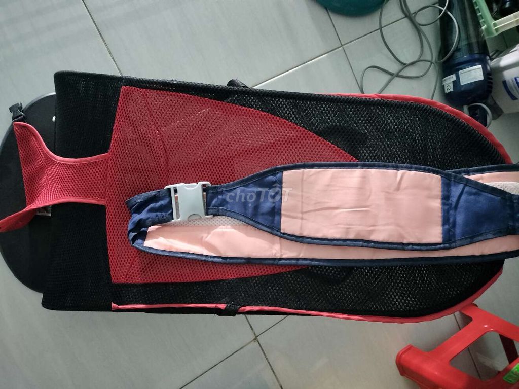 Địu em bé Vải lưới Đỏ, Đen, Xanh, Hồng. Mua bán Mẹ và bé tại Quận Bình Tân Tp Hồ Chí Minh được đăng bởi Nguyễn Thông hình 1