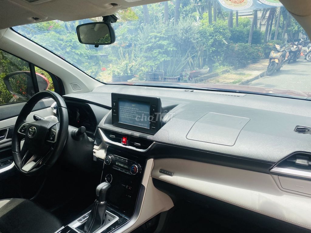 Toyota Veloz Cross 2022 CVT - 1 chủ gia đình. Mua bán Ô tô tại Thành phố Thủ Đức Tp Hồ Chí Minh được đăng bởi Hưng hình 6