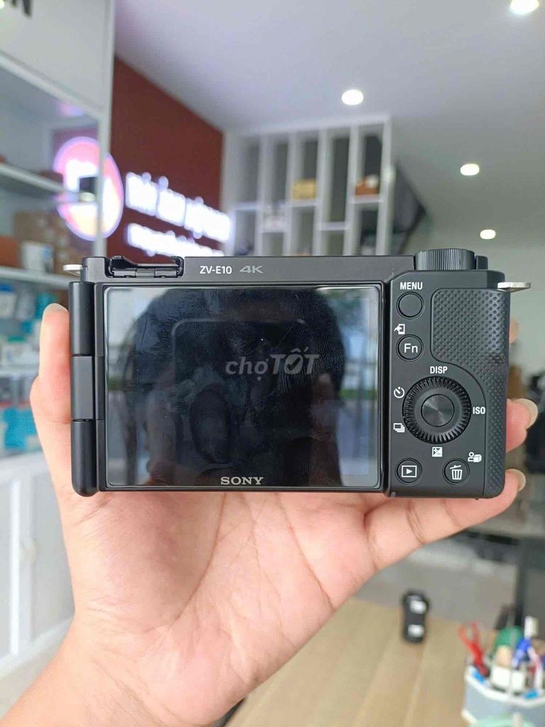 Máy ảnh Sony ZV-E10 Đen đã sử dụng. Mua bán Máy ảnh, Máy quay tại Quận Ninh Kiều Cần Thơ được đăng bởi Trương Kiều Trinh hình 1