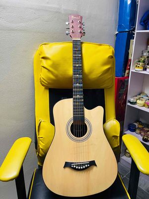 Đàn guitar acoustic dành cho người mới tập chơi,`1