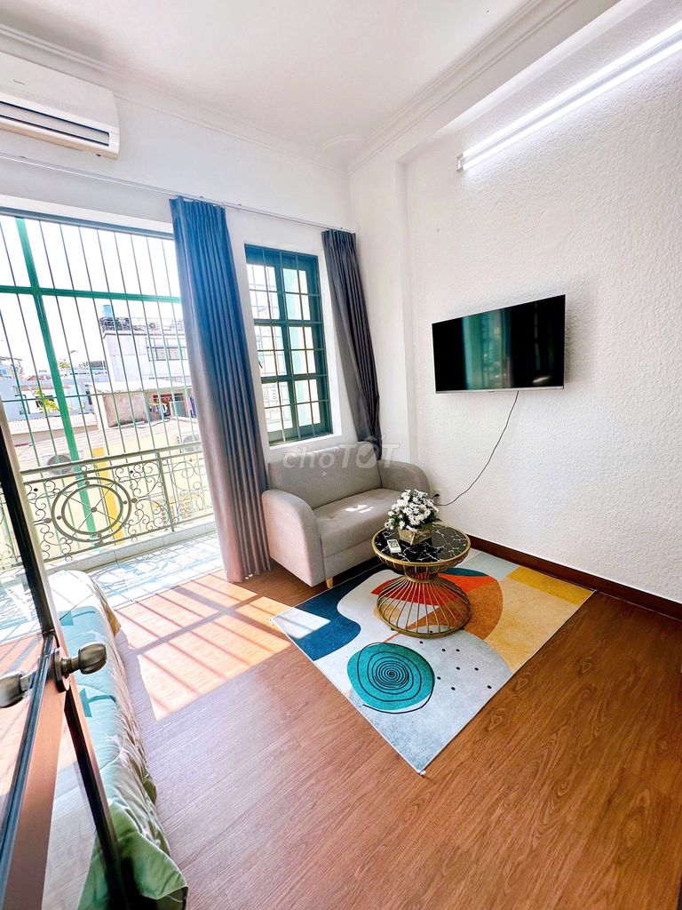 STUDIO BALCONY - TÁCH BẾP - MÁY GIẶT RIÊNG - NGAY NGÃ 4 HÀNG XANH 100M