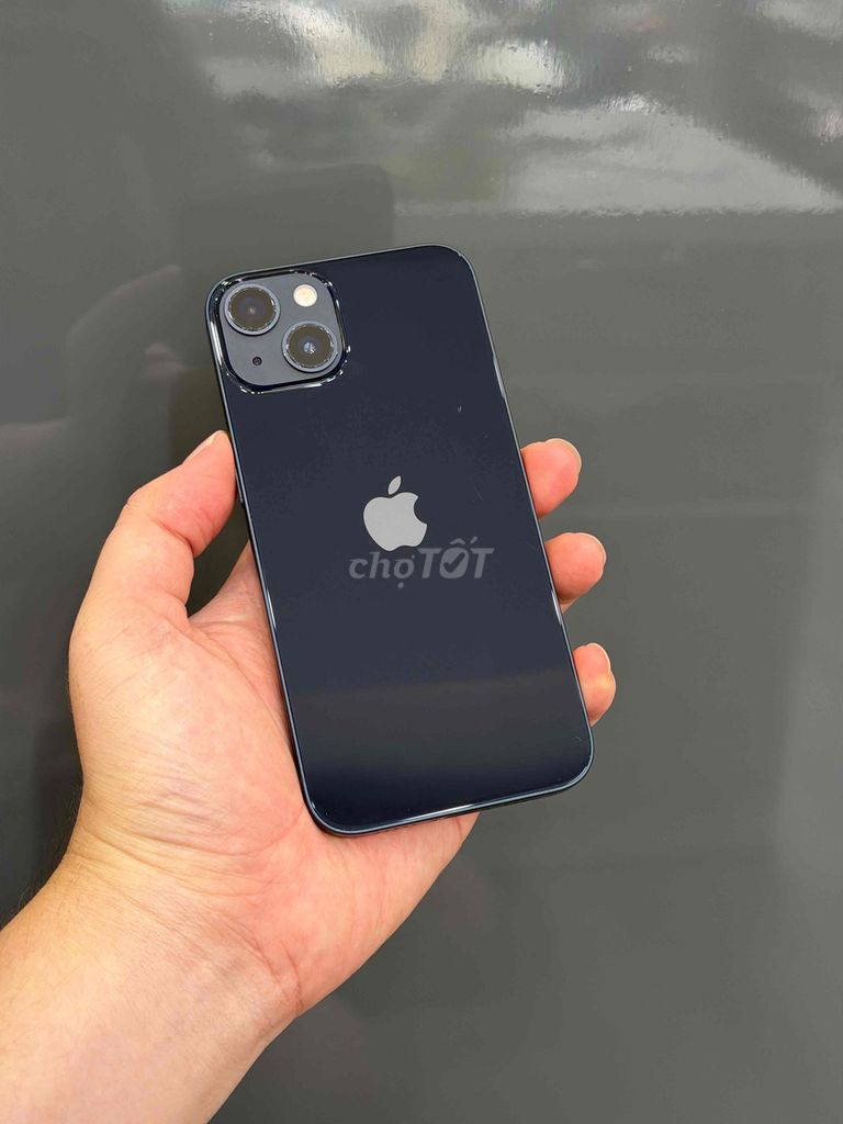 iPhone 13 256GB Đen 99% Zin đẹp VN Pin new 100. Mua bán Điện thoại tại Quận Ninh Kiều Cần Thơ được đăng bởi Quý Mobile Cần thơ hình 1