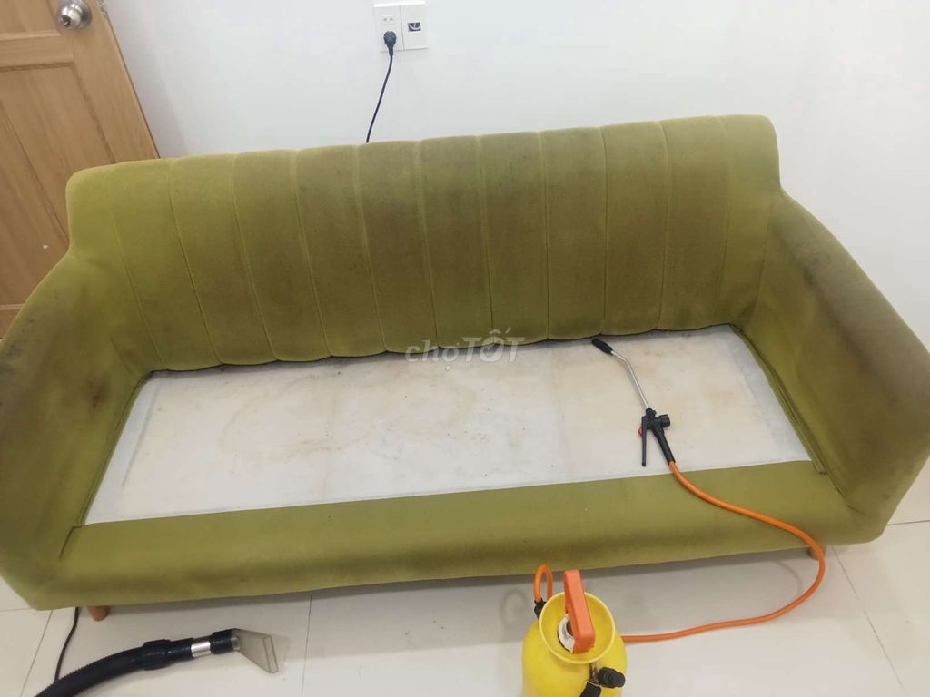 Vệ sinh sofa nệm tại nhà