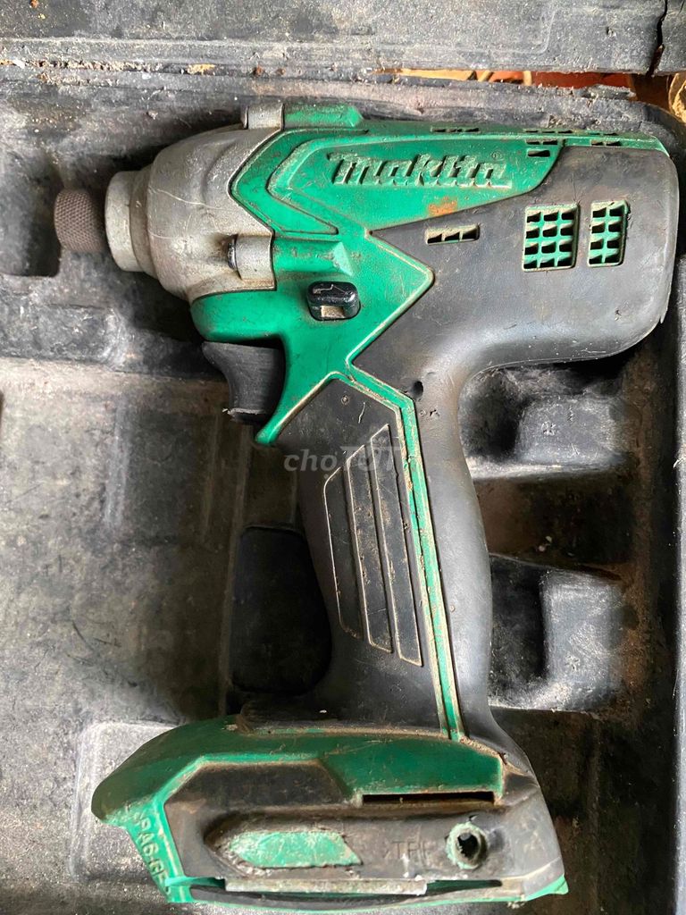 Máy sạc pin Makita Đen, Xanh lá 220V. Mua bán Đồ chuyên dụng, Giống nuôi trồng tại Huyện Xuân Lộc Đồng Nai được đăng bởi Phu Nguyen hình 1