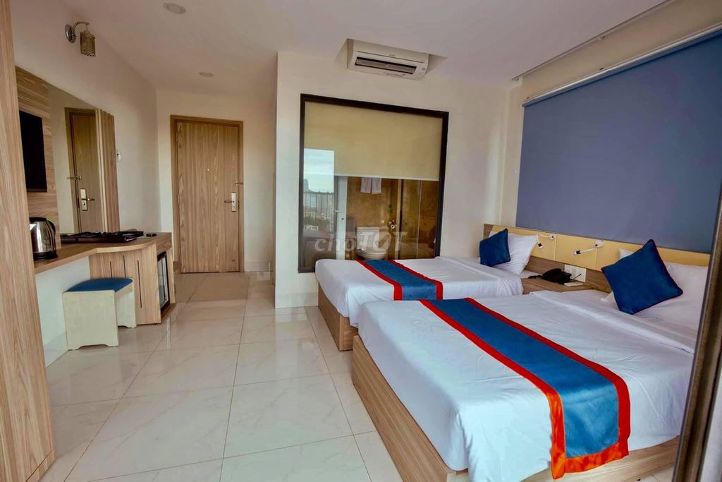 Bán khách sạn chuẩn 3 sao 65 phòng Trung Tâm TP Nha Trang