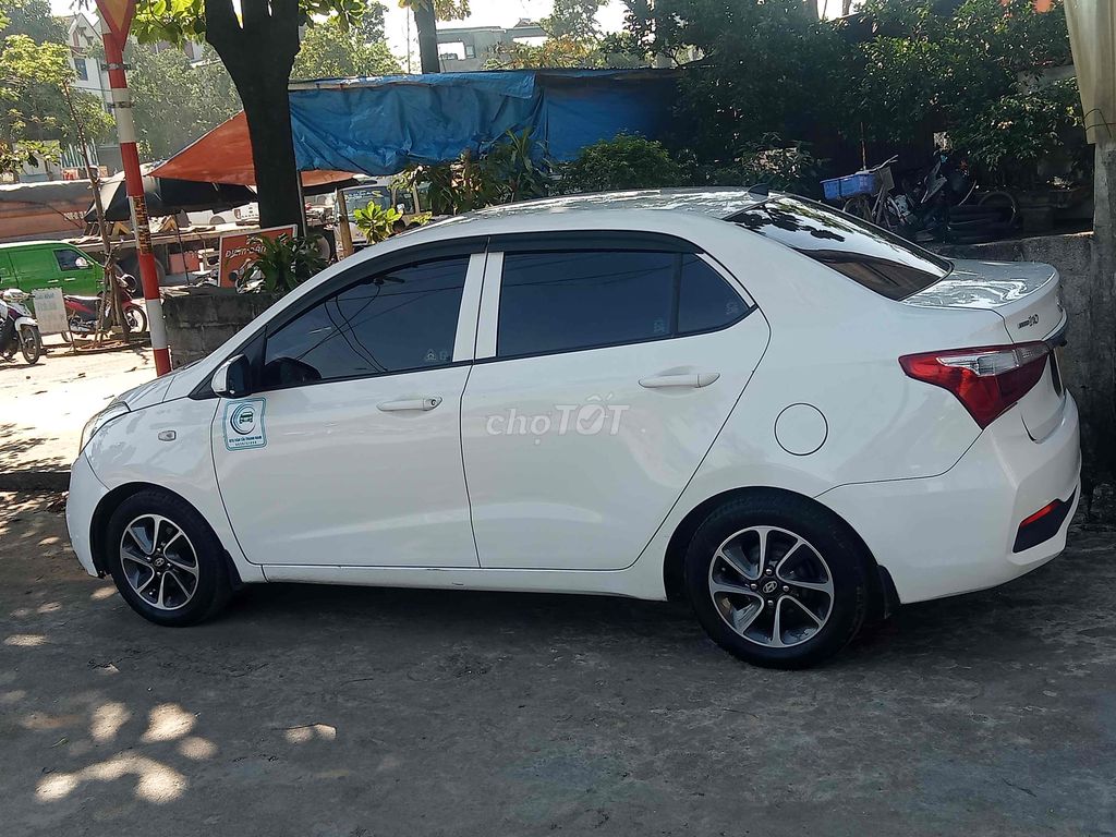 Hyundai Grand i10 2017 Sedan 1.2 MT - 200000 km. Mua bán Ô tô tại Huyện Chương Mỹ Hà Nội được đăng bởi thọ hình 1