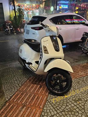 BÁN VESPA 125GTS - 2014. Mua bán Xe máy tại Quận Hải Châu Đà Nẵng được đăng bởi Lê Khánh