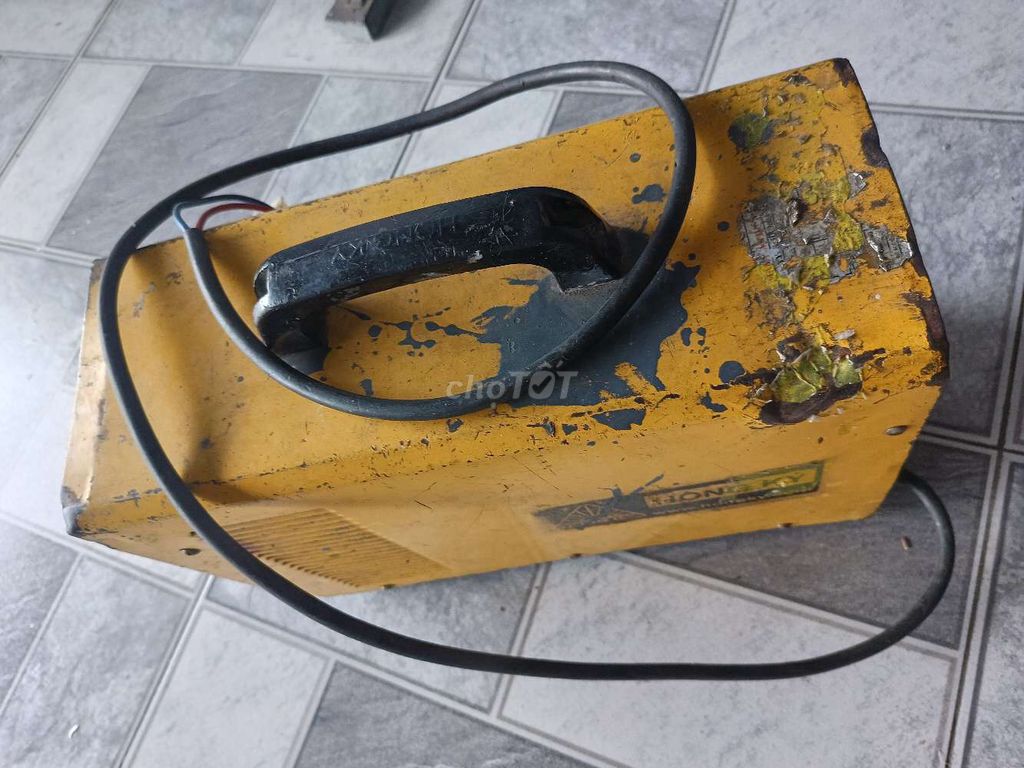 Máy hàn Hồng Ký HK 200A Vàng 200A. Mua bán Đồ chuyên dụng, Giống nuôi trồng tại Thành phố Tân An Long An được đăng bởi nguyễn hồng sơn hình 1