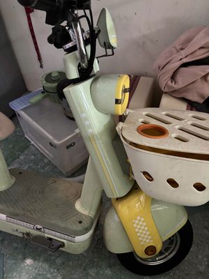 Xe đạp điện Minh Thư Fashion tiết kiệm nhiên liệu. Mua bán Xe điện tại Thành phố Bà Rịa Bà Rịa - Vũng Tàu được đăng bởi Phạm Hoàng Phúc