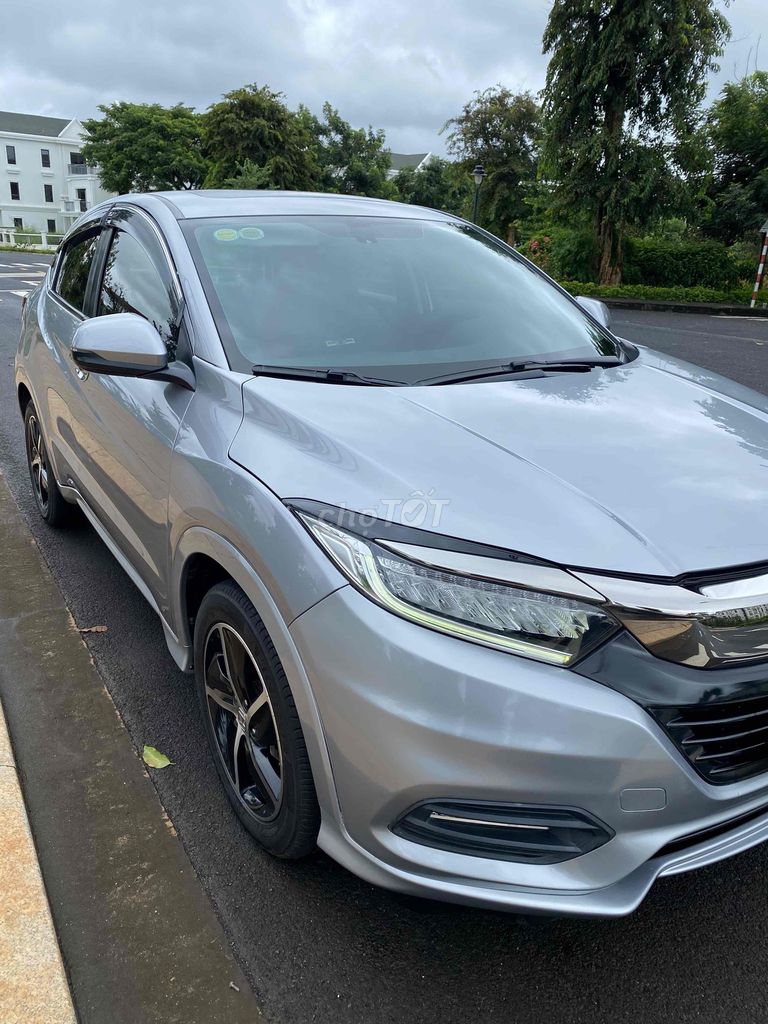 Honda HR-V 2019 HR-V L - 63000 km. Mua bán Ô tô tại Thành phố Buôn Ma Thuột Đắk Lắk được đăng bởi Nguyen dang huy hình 3
