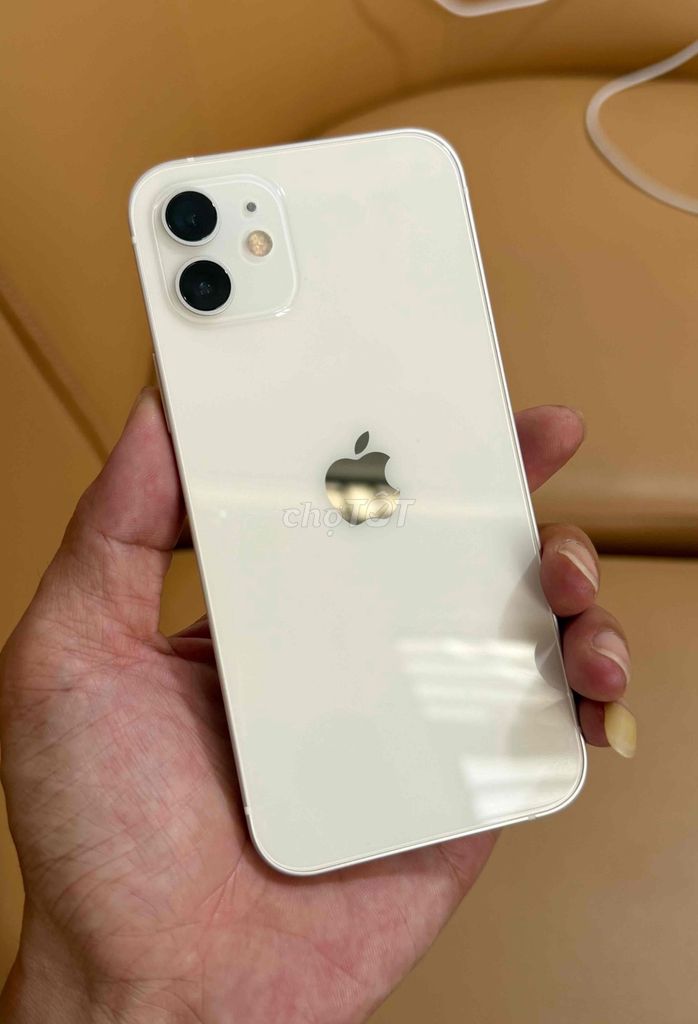Apple iPhone 12 QT 64GB Trắng 100%. Mua bán Điện thoại tại Quận Ninh Kiều Cần Thơ được đăng bởi Anh Tuấn hình 1