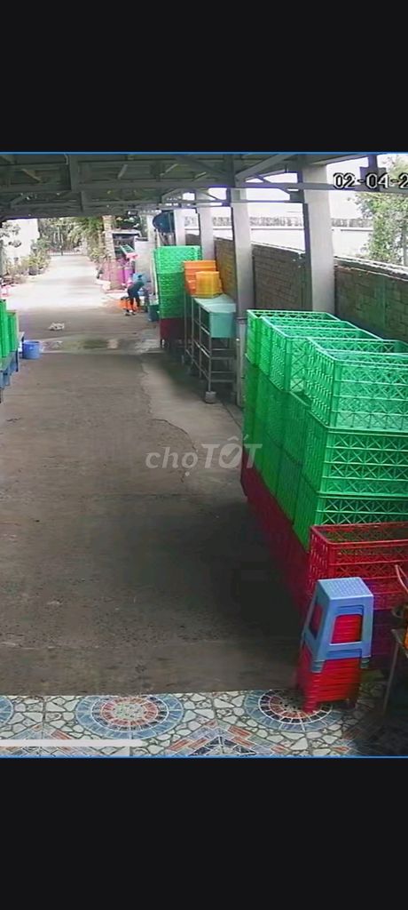 tuyển tài xế b2 và 1 đầu bếp nấu cơm công nghiệp