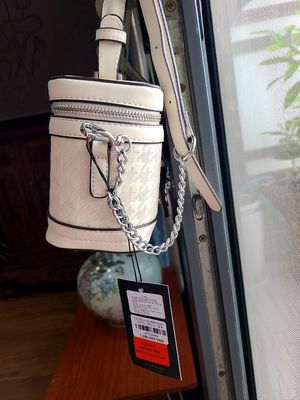 Túi xách nữ Pucini mới tinh- Mua 3.29 tr bán 950k