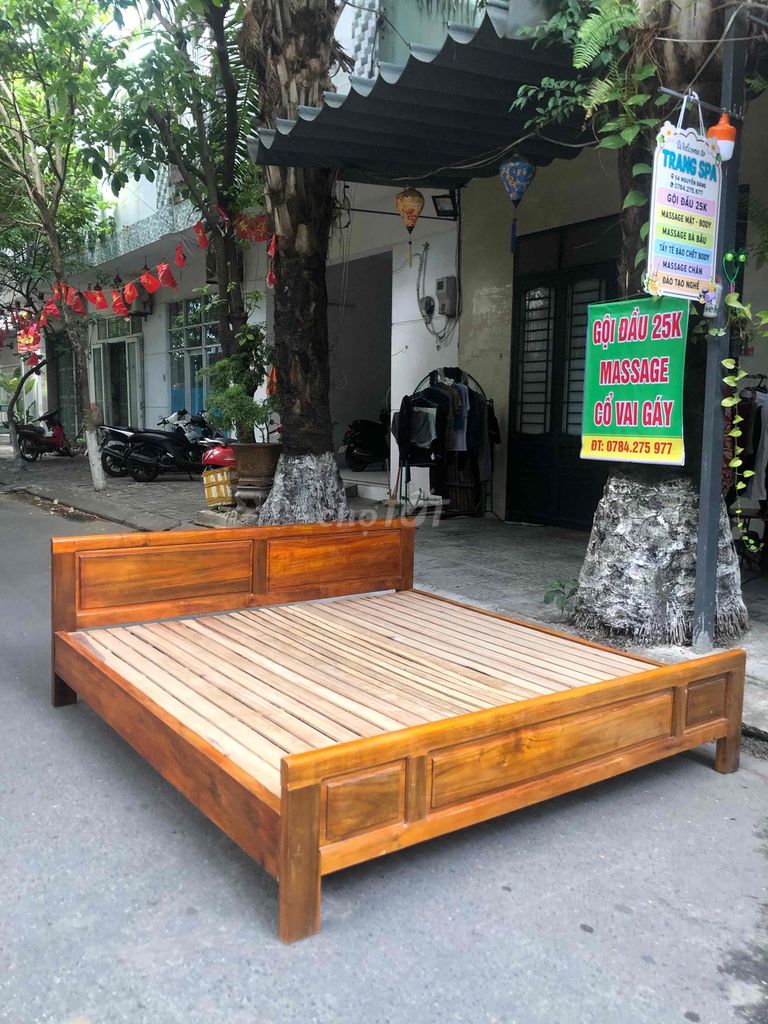 Giường Gỗ Tự Nhiên 2mx2m. Mua bán Giường, chăn ga gối nệm tại Quận Thanh Khê Đà Nẵng được đăng bởi Huyền Anh  hình 1