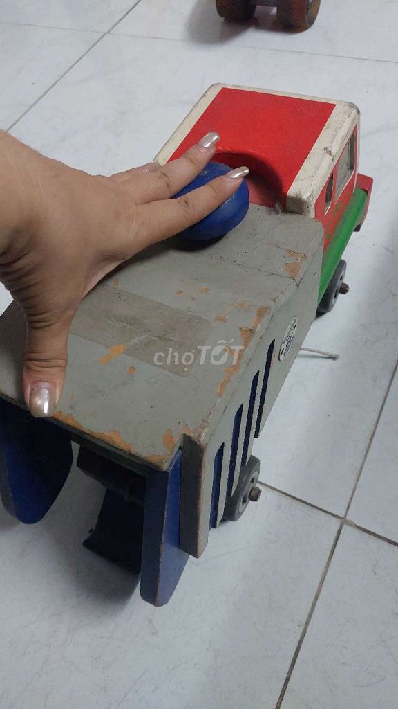 Đồ chơi gỗ màu Đỏ, xám, xanh lá. Mua bán Mẹ và bé tại Quận Bình Tân Tp Hồ Chí Minh được đăng bởi Đồ tùm lum hình 1