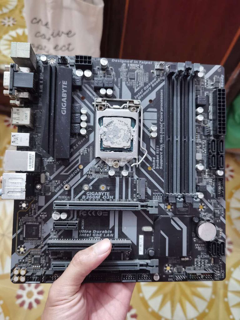 Mainboard Gigabyte B360M-D3H Đen Hơi ngáo. Mua bán Linh kiện (RAM, Card...) tại Huyện Bàu Bàng Bình Dương được đăng bởi nhườn lại cho vui hình 1
