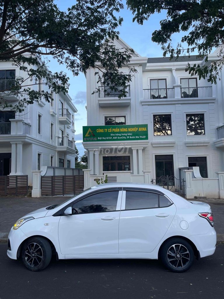 Hyundai i10 2016 Base Trắng. Mua bán Ô tô tại Thành phố Buôn Ma Thuột Đắk Lắk được đăng bởi manh hoàng  hình 2