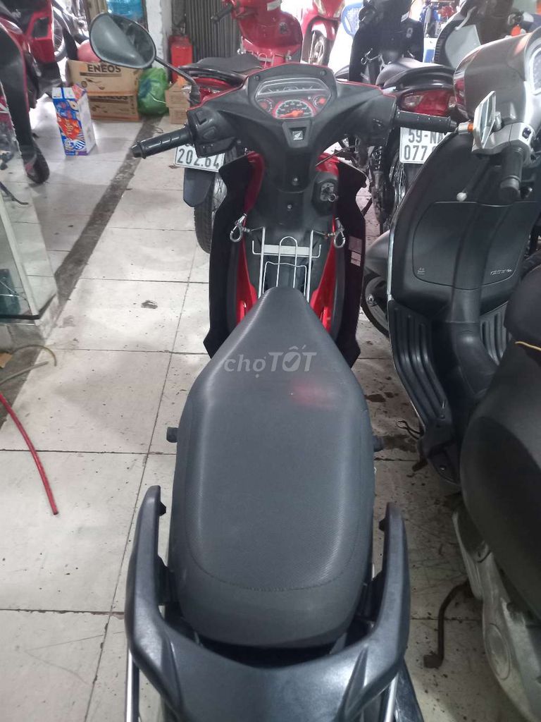 Honda Blade Đỏ. Mua bán Xe máy tại Quận Bình Tân Tp Hồ Chí Minh được đăng bởi Cường phát  hình 6