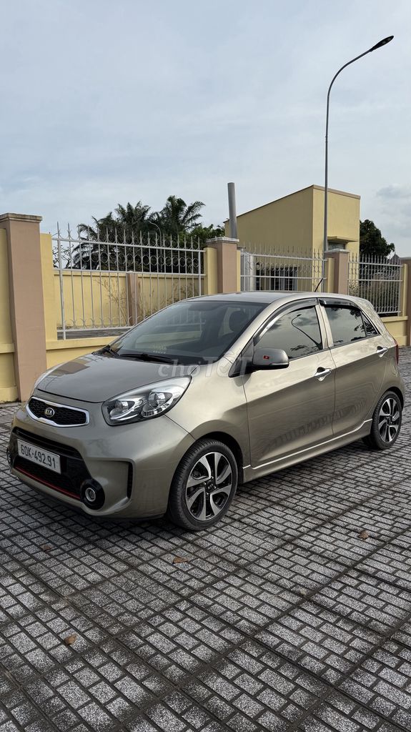 Kia Morning Vàng cát 5 chỗ Số tự động. Mua bán Ô tô tại Huyện Xuân Lộc Đồng Nai được đăng bởi Nguyễn Duy Anh hình 10