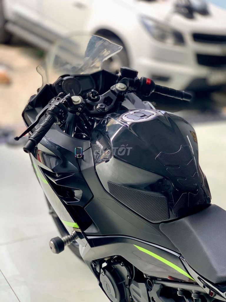 Kawasaki Ninja 400 ABS 2019 в отличном с документами