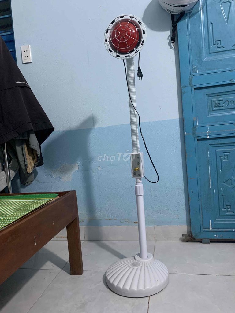 Đèn hồng ngoại Trắng. Mua bán Nội thất, đồ gia dụng khác tại Thị xã Điện Bàn Quảng Nam được đăng bởi Trai Họ Trần hình 1