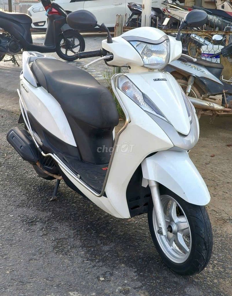 Honda Lead 125 nguyên zin máy ngon xe đẹp.. Mua bán Xe máy tại Thành phố Đà Lạt Lâm Đồng được đăng bởi Khả Hân hình 4