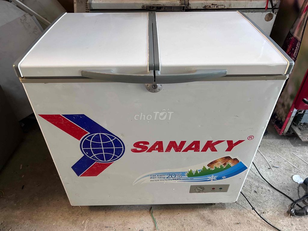 tủ đông mát sanaky 200 lít giàn đồng