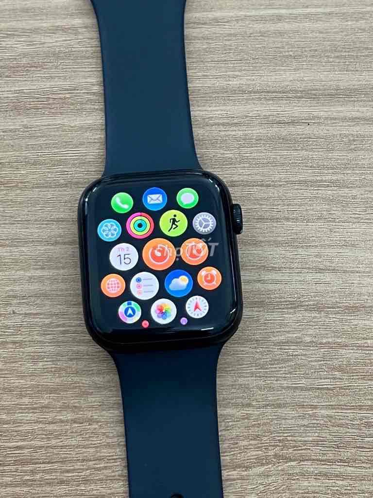Apple Watch SE Gen 2 44mm Midnight 83%. Mua bán Thiết bị đeo thông minh tại Quận 10 Tp Hồ Chí Minh được đăng bởi long hình 1