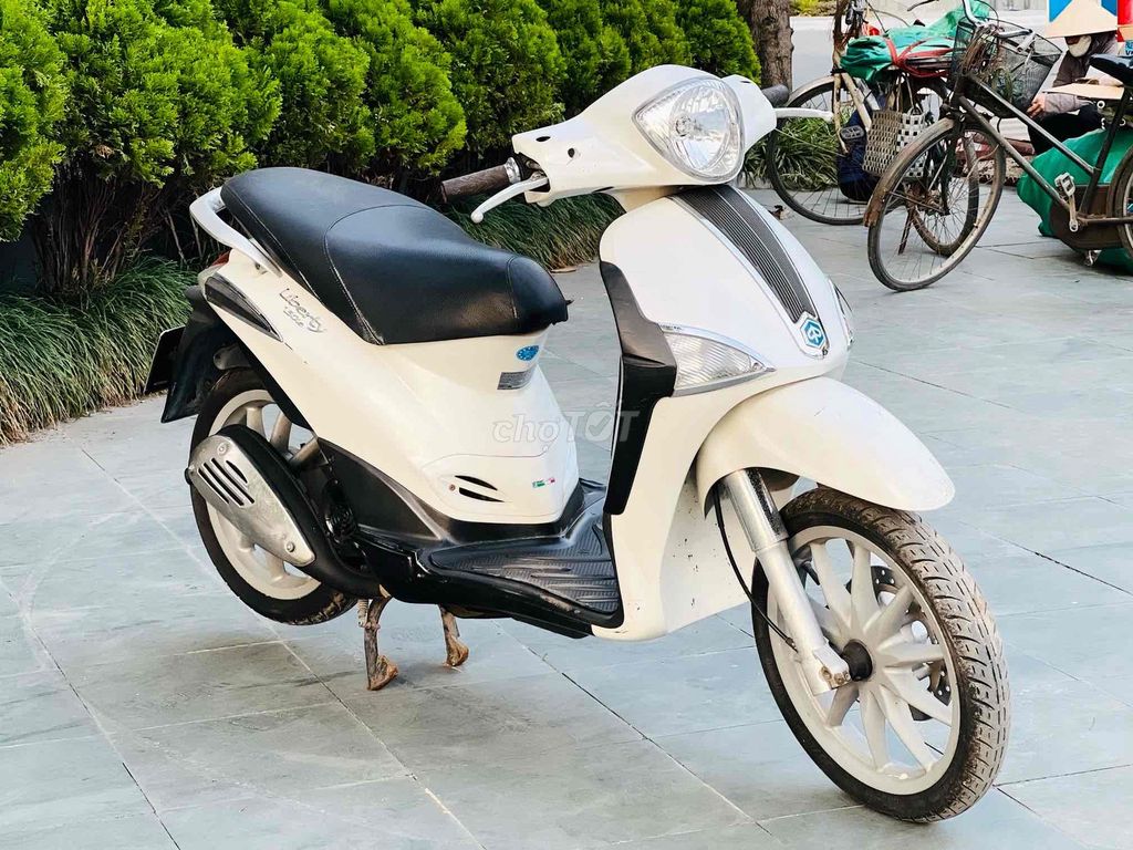 PIAGGIO LIBERTY 150 IE BIỂN HN CHÍNH CHỦ. Mua bán Xe máy tại Quận Cầu Giấy Hà Nội được đăng bởi Hoài Nam hình 1