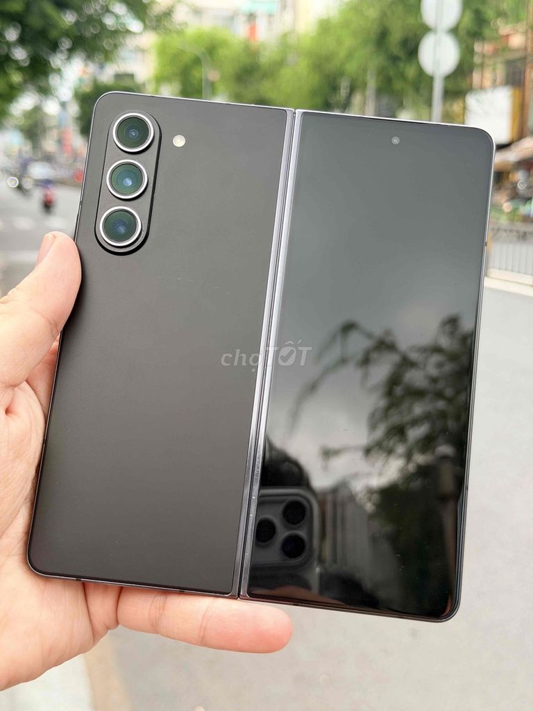 Samsung Z Fold5 256Gb Đen Likenew. Mua bán Điện thoại tại Quận Bình Thạnh Tp Hồ Chí Minh được đăng bởi Đạt Mobi hình 1