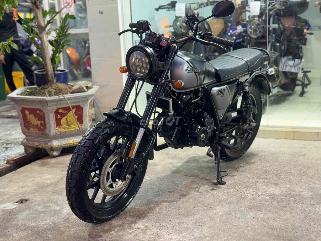 GPX Legend 200 2020 Đen Xám 28000 KM. Mua bán Xe máy tại Quận Bình Tân Tp Hồ Chí Minh được đăng bởi Việt Motor Bình Tân hình 4