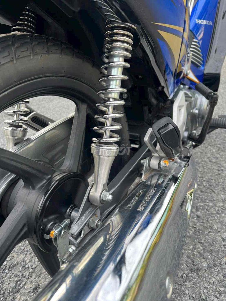 xe dọn mới. Mua bán Xe máy tại Huyện Long Hồ Vĩnh Long được đăng bởi luận luận hình 5